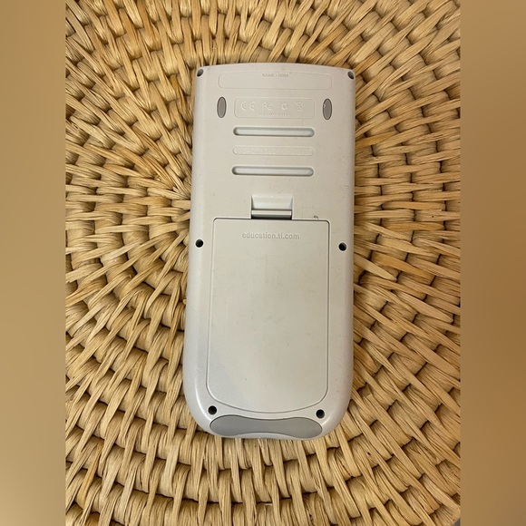 Texas Instruments TI-84 Plus Silver Edtion Graphing Calculator - Picture 4 of 5